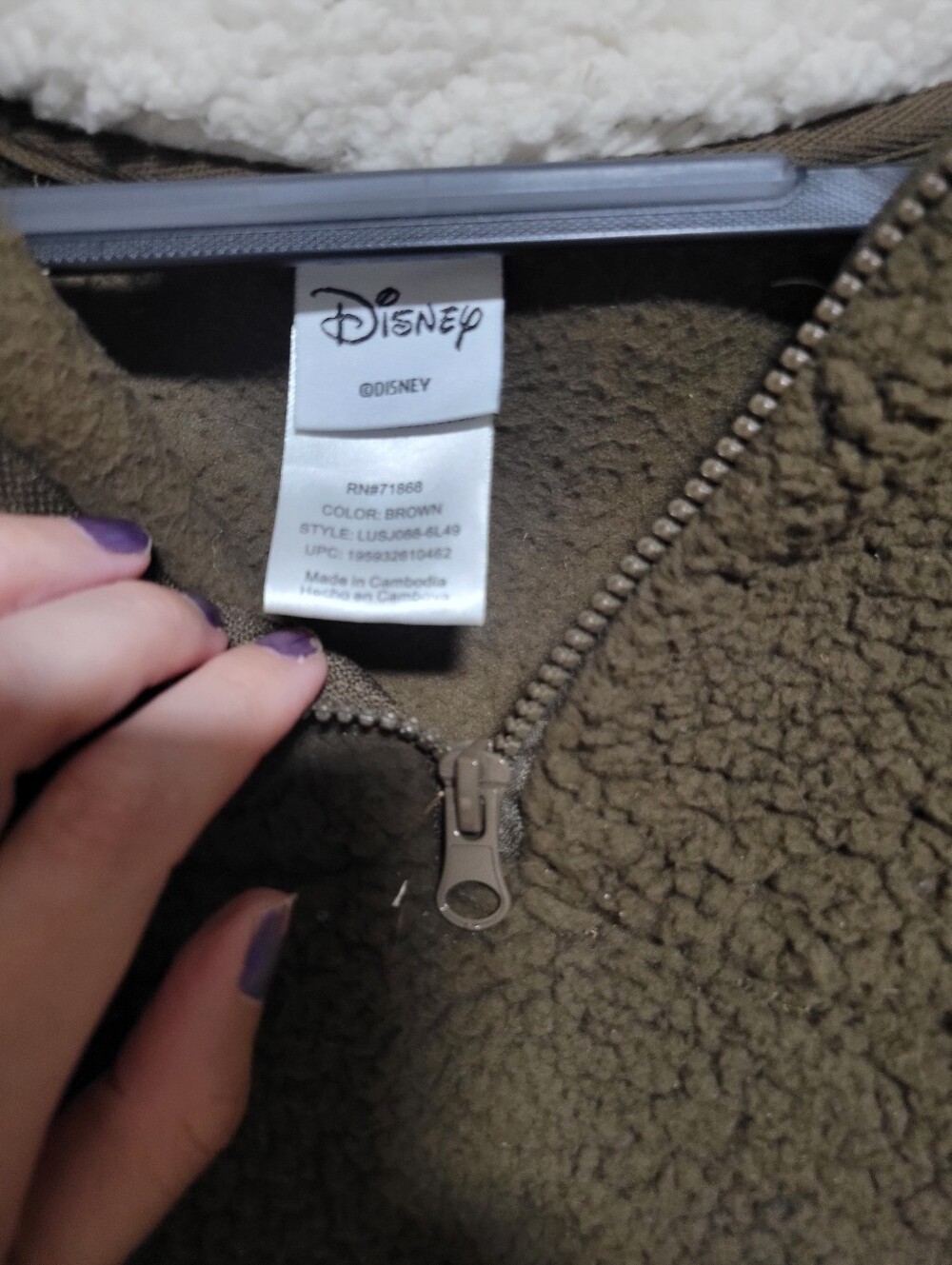 Chip & Dale Rescue Rangers Pullover - Picture 3 of 4